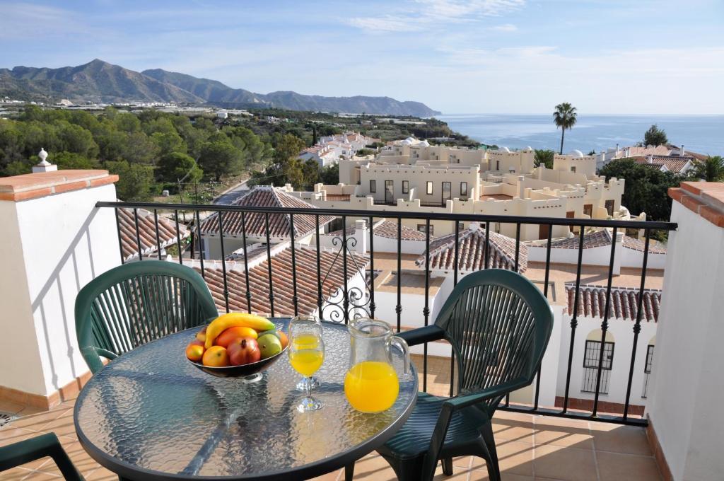 Nerja Paradise Rentals - Chimenea Apts Quarto foto